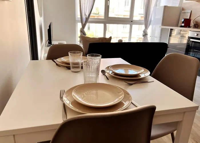 Apartment Centre Gare Renove 3